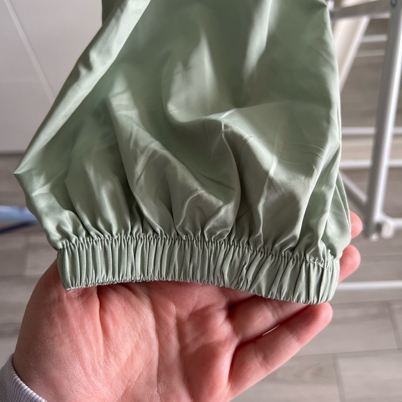 Main Strip Sage Green Windbreaker - 1X - Picture 6 of 11